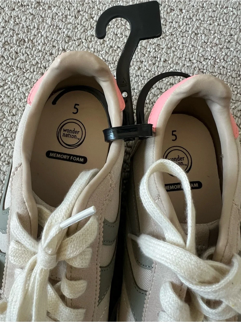 Wonder Nation girls low-profile sneakers NEW size 6 ~$15